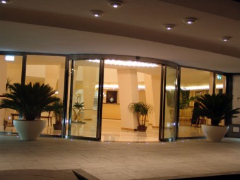 Hotel 4 stelle in Aci Castello Dintorni di Catania - Grand Hotel Faraglioni