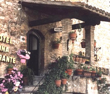 Hotel 2 stelle in Assisi Basilica di San Francesco - Da Rina