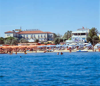 Hotel 3 stelle in Cesenatico Costiera Romagnola - Club Hotel Universale & Promenade