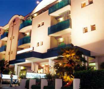 Hotel 3 stelle in Cesenatico Costiera Romagnola - Lungomare