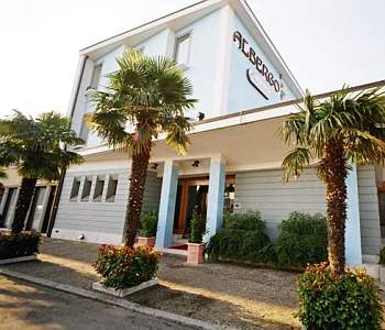 Hotel 3 stelle in Desenzano del Garda Lago di Garda - Enrichetta