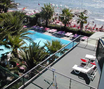 Hotel 3 stelle in Diano Marina Riviera dei Fiori - Caravelle