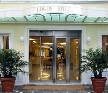 Hotel 4 stelle in Forte dei Marmi Versilia - Logos