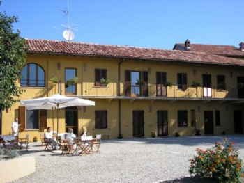 Farm Home in Gabiano Gabiano - Ca' Villa Club Agriturismo