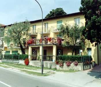 Hotel 1 stelle in Malcesine Lago di Garda - Casa Popi