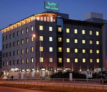 Hotel 4 stelle in Milano Famagosta - La Spezia