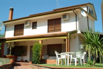 Bed and breakfast 3 stelle in Pedara - Etna Costa siciliana orientale - La Vecchia Quercia