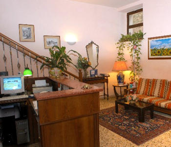 Hotel 2 stelle in Perugia Piazza Danti - Universit� - Umbria