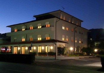 Hotel 3 stelle in Pescaglia Dintorni di Lucca - Gina