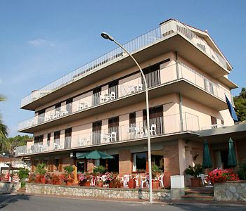 Hotel 3 stelle in Portoferraio Elba - Villa Padulella