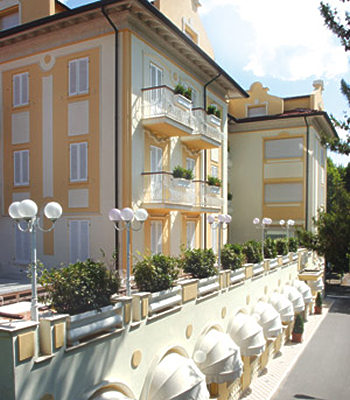 Hotel 4 stelle in Riccione Centro - Luna
