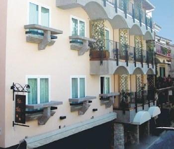 Hotel 3 stelle in Sirmione Centro Storico - Mavino