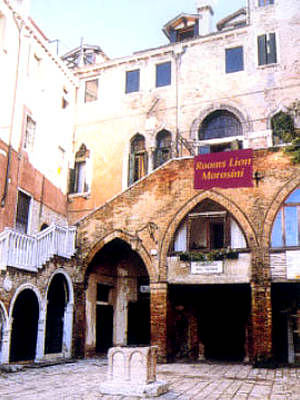 Bed and breakfast in Venezia Cannaregio Est - Al Palazzo Lion Morosini 2