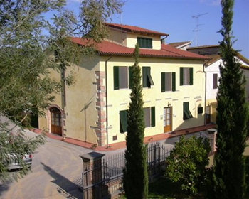 Farm Home  in Vinci Vinci - Il Piastrino