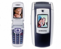 cellulare samsung sgh e700