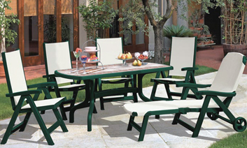 tavoli per giardino